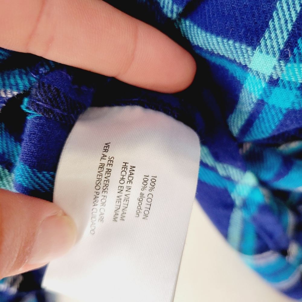 Woolrich Plaid Flannel Button Down Size Small - image 7